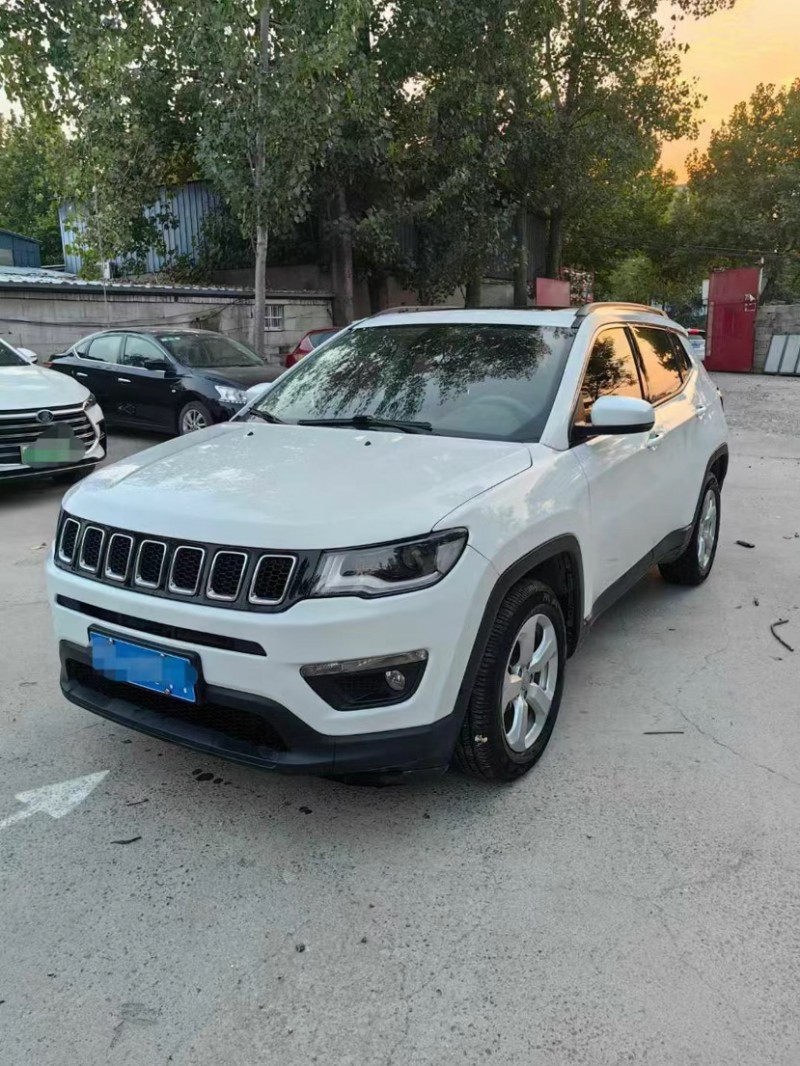 許昌19年Jeep指南者3