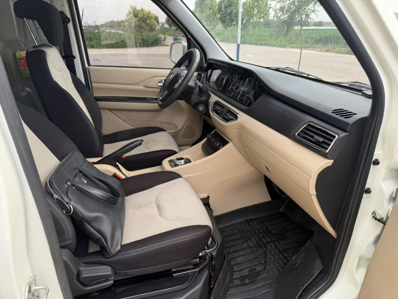 徐州24年金龙龙耀5