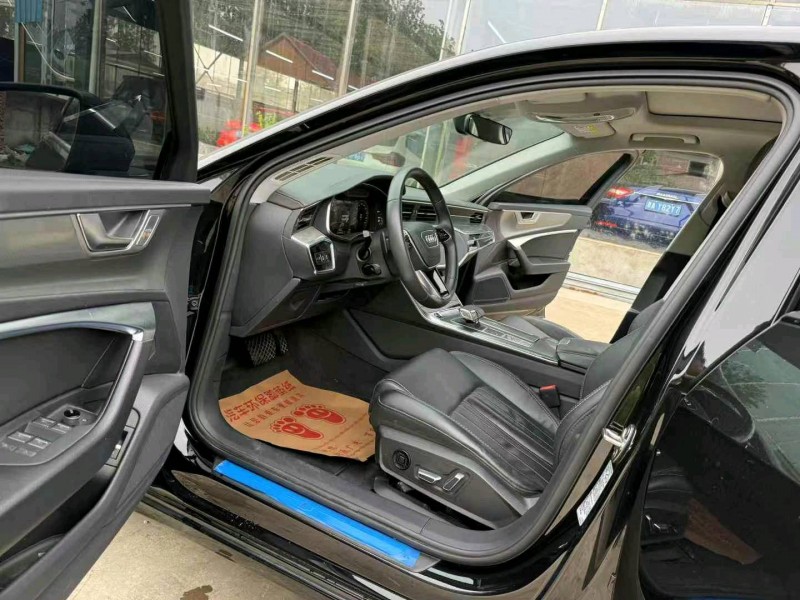 徐州23年奥迪A6L8