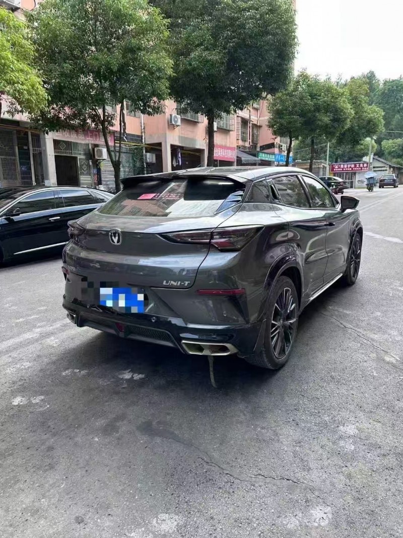 湘潭23年長安汽車UNI7