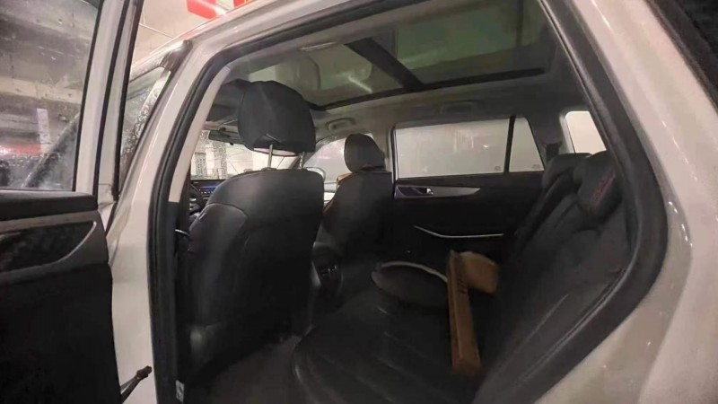 溫州20年長安汽車CS756