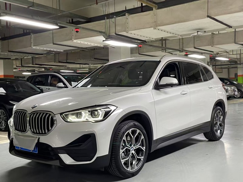 成都22年宝马X12