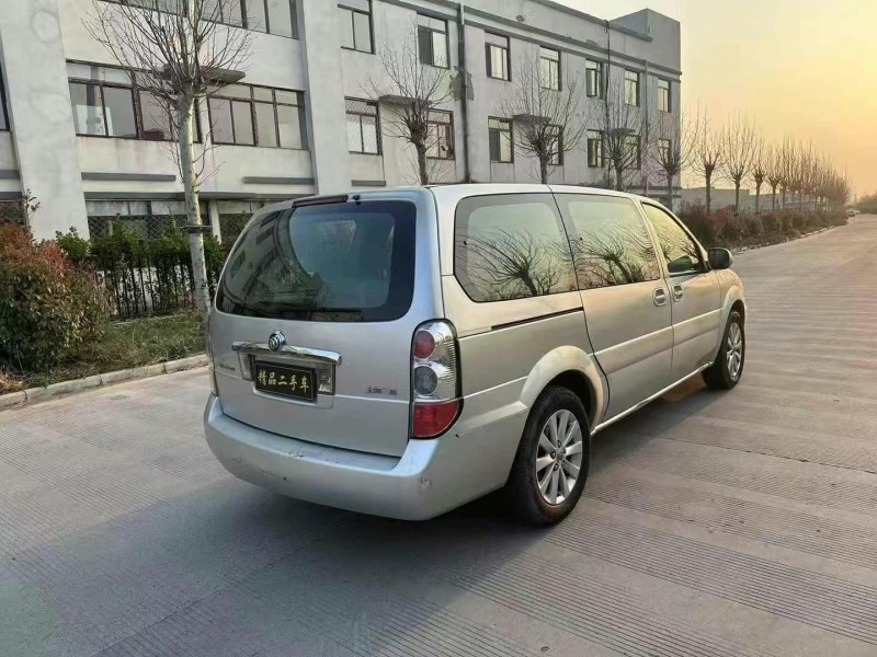徐州15年別克GL87