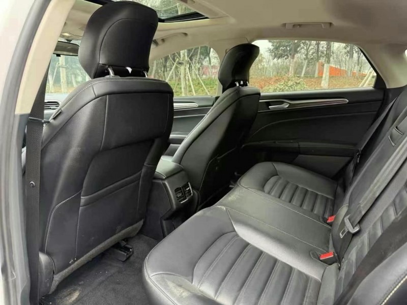 徐州21年福特蒙迪欧9