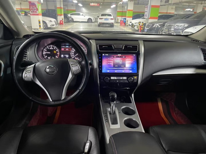 成都17年日產天籟4