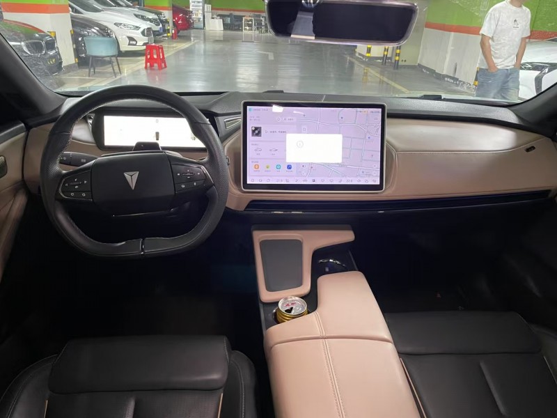 成都23年長安汽車深藍5