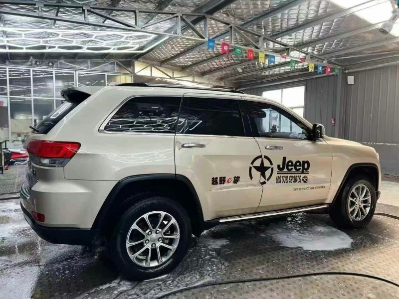濰坊16年Jeep大切諾基7