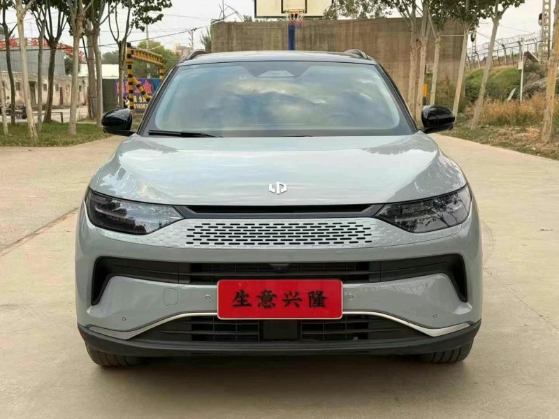 濮陽24年零跑汽車C111