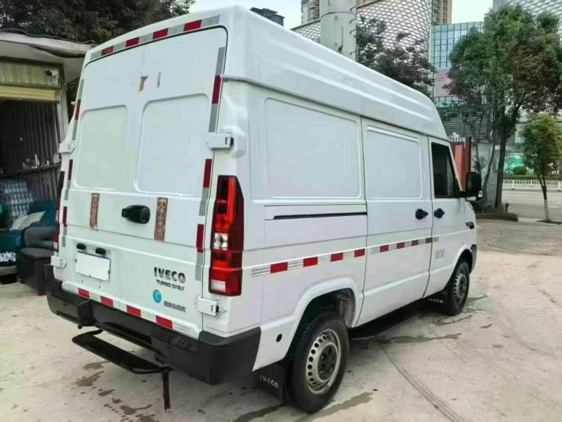 昆明24年依維柯Iveco VISION9