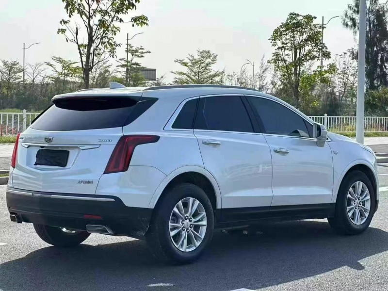 陽江20年凱迪拉克XT58
