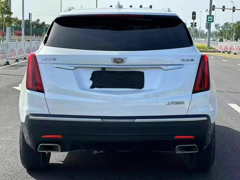 陽江20年凱迪拉克XT59