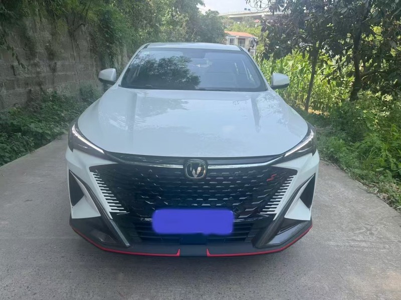 成都25年長安汽車歐尚1