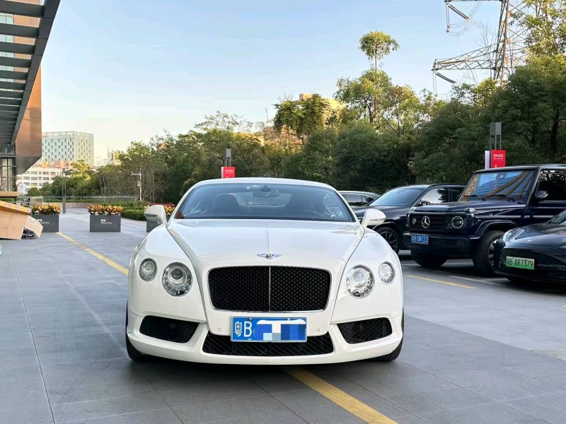 深圳13年賓利歐陸1