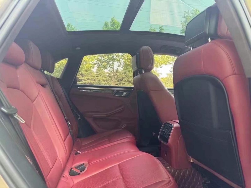 淄博17年保時捷Macan8