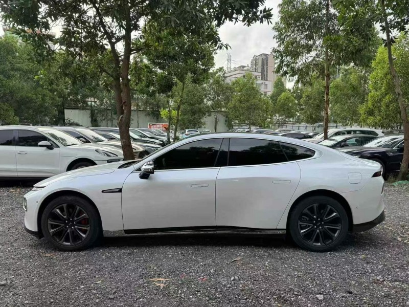 廣州21年小鵬汽車p74