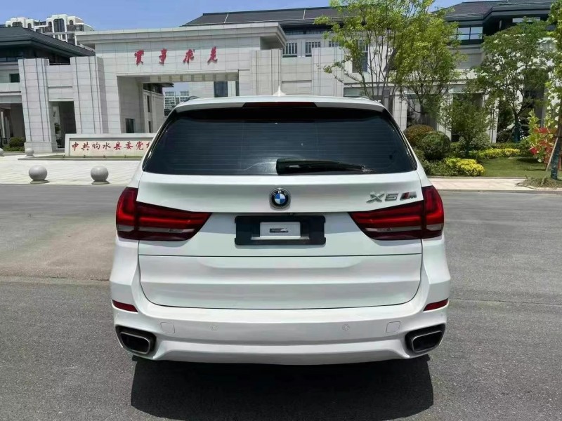 南京14年寶馬X59