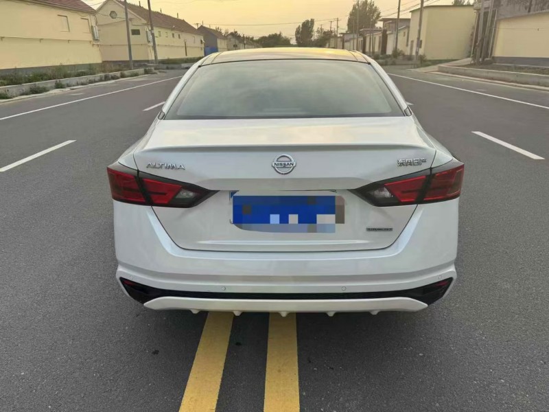 東營19年日產天籟9