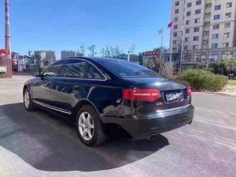 青島12年奧迪A6L8