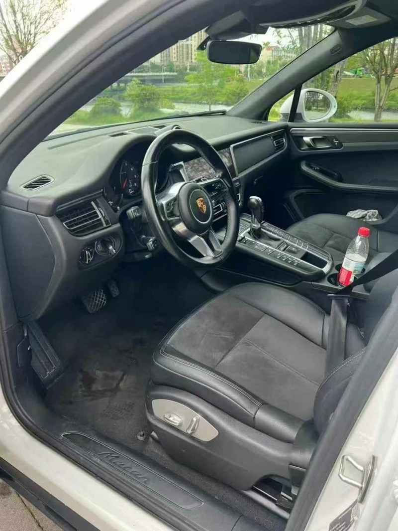 景德鎮19年保時捷Macan8
