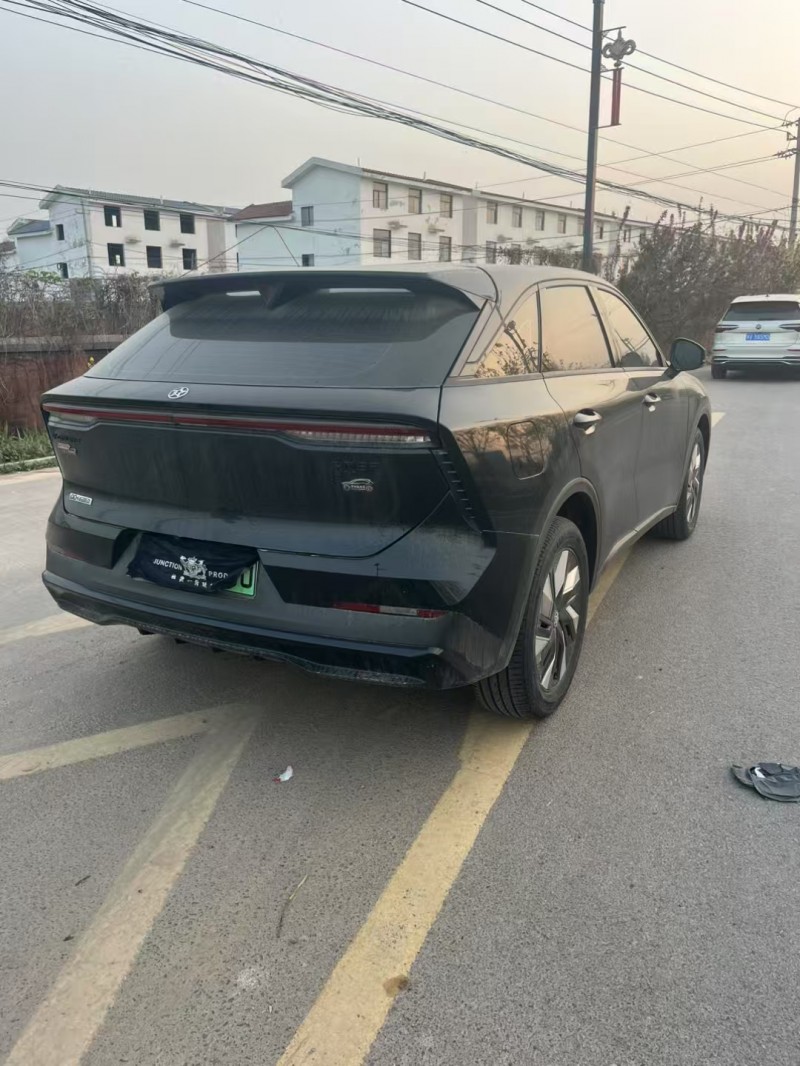 新鄉24年啟辰大V8