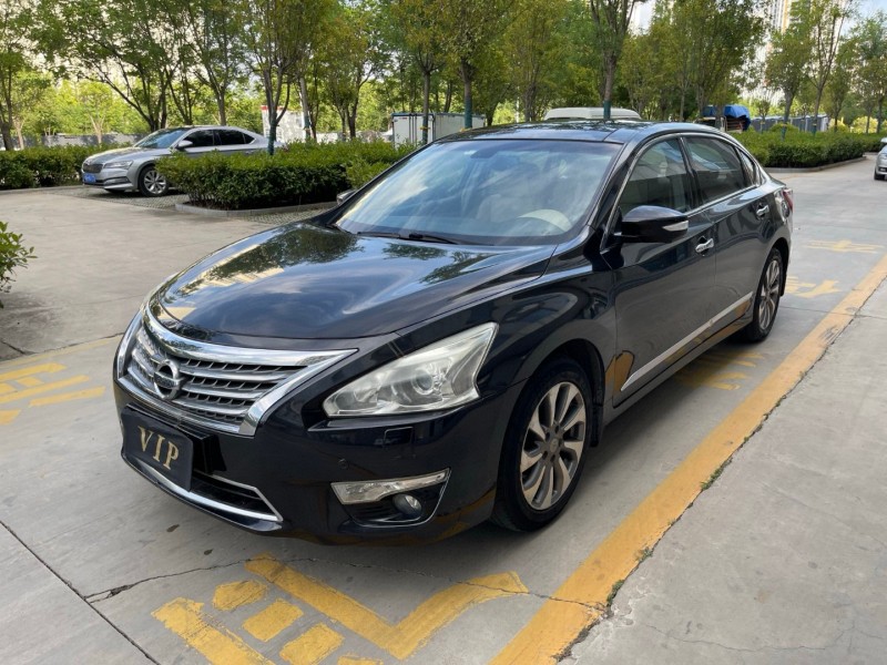 濟寧14年日產天籟2