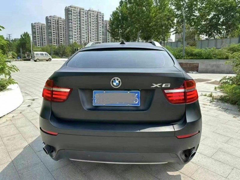 東營13年寶馬X69