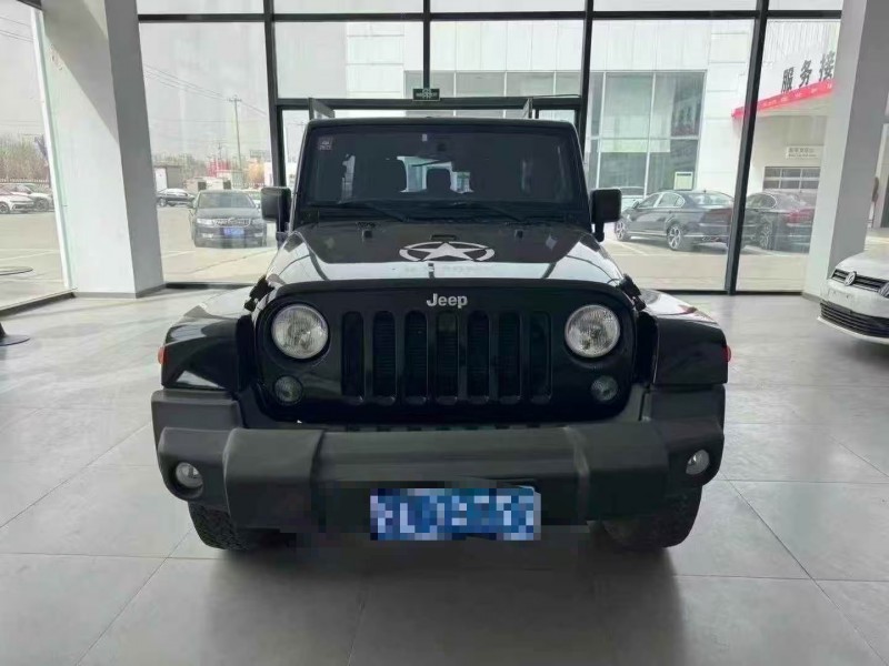 菏澤14年Jeep牧馬人1