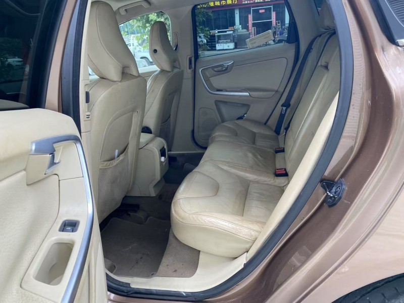 成都11年沃爾沃XC607