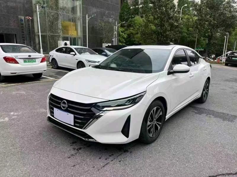 長沙24年日產軒逸4