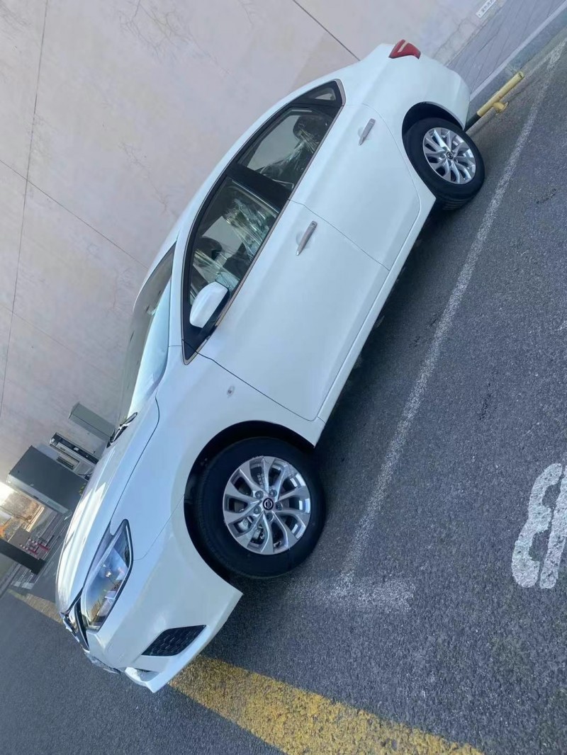營口24年日產軒逸4