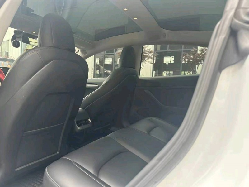 宿遷22年特斯拉MODEL 36