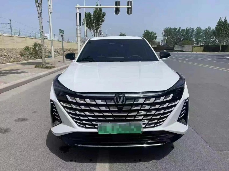 晉中24年長安汽車UNI1