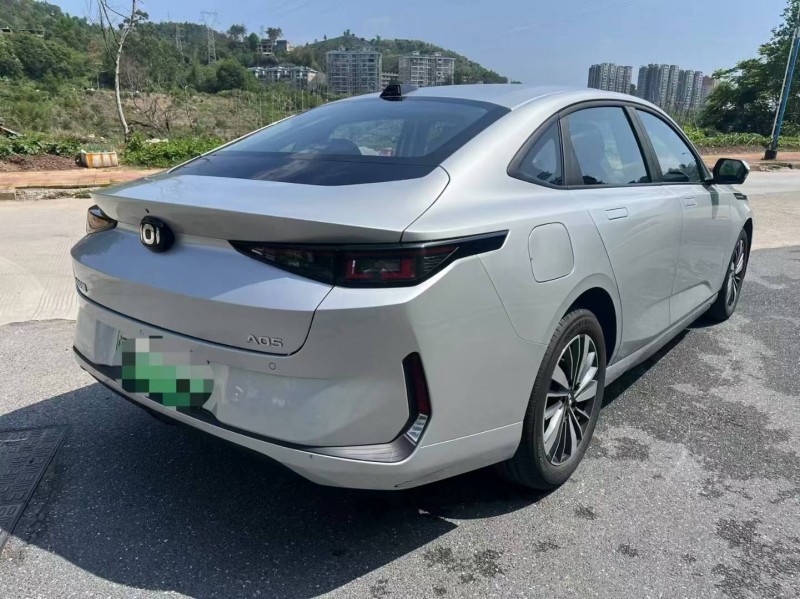 三明24年長安汽車啟源8