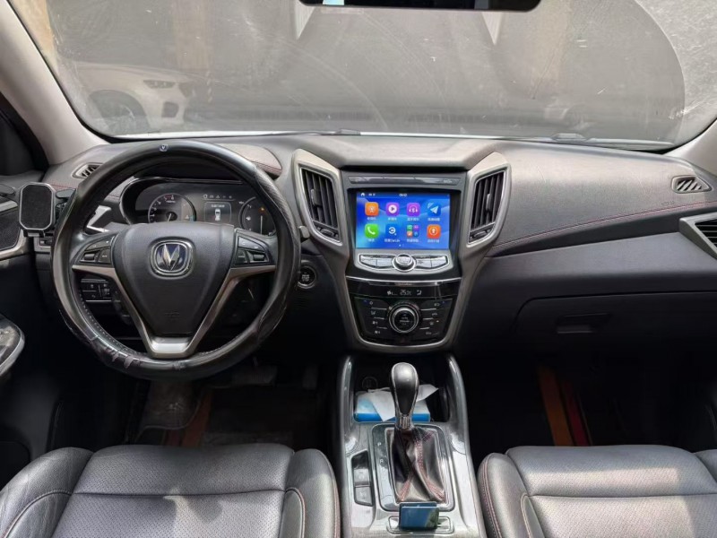 呼和浩特18年長安汽車CS753