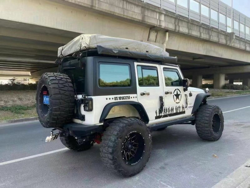 上海17年Jeep牧馬人7