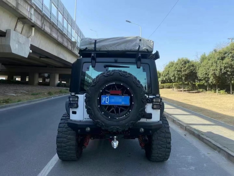 上海17年Jeep牧馬人8