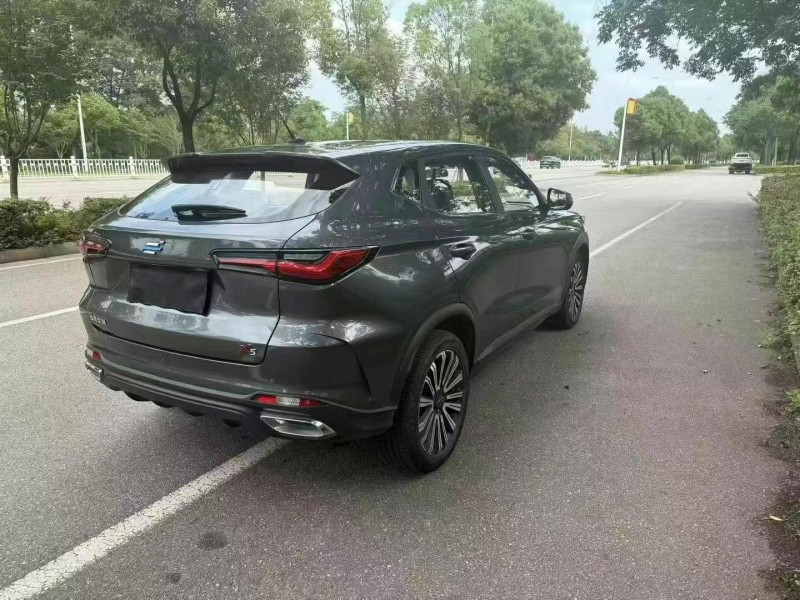邵陽22年長安汽車歐尚8