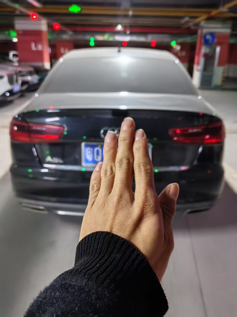 昆明17年奧迪A6L9