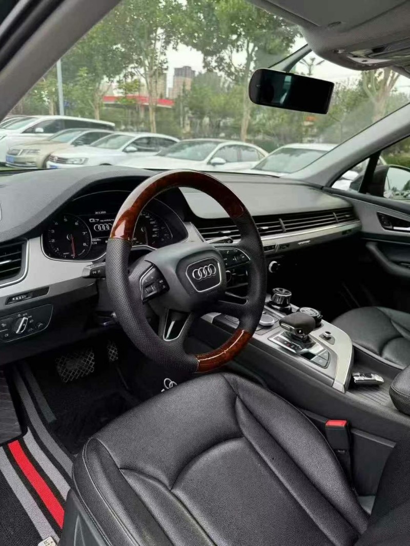 張家口16年奧迪Q75