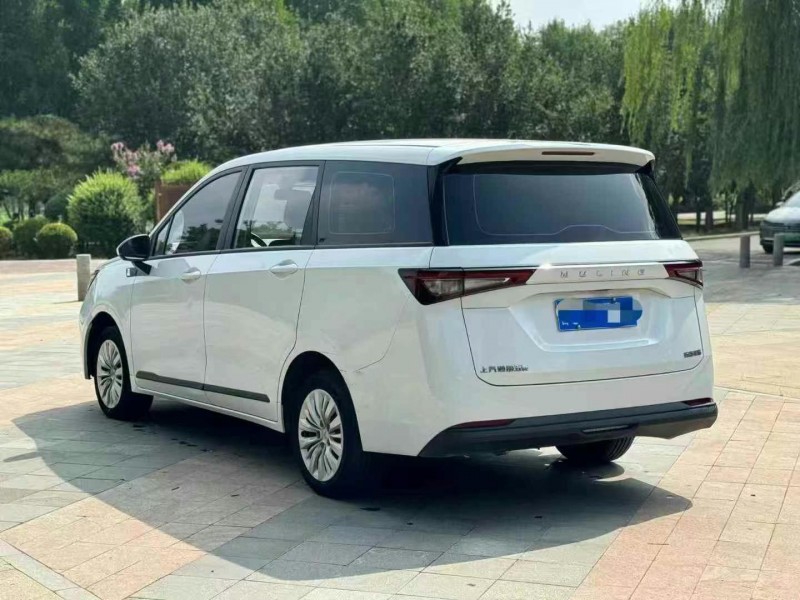 濟寧24年五菱汽車佳辰7