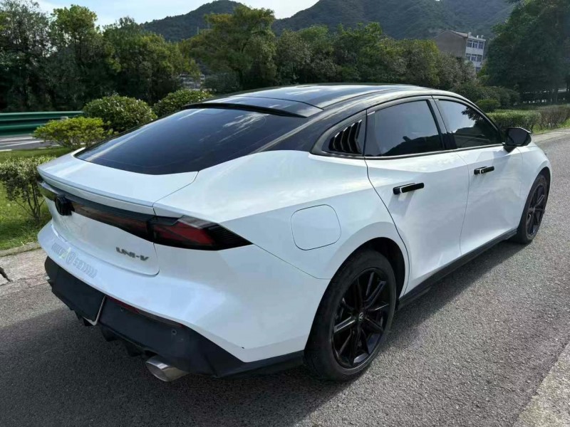 舟山24年長安汽車UNI7