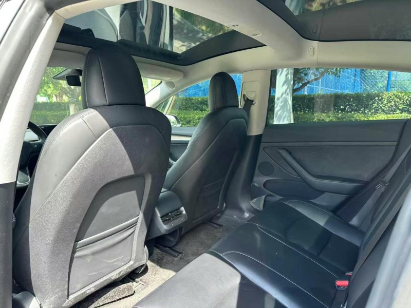 嘉興22年特斯拉MODEL 36