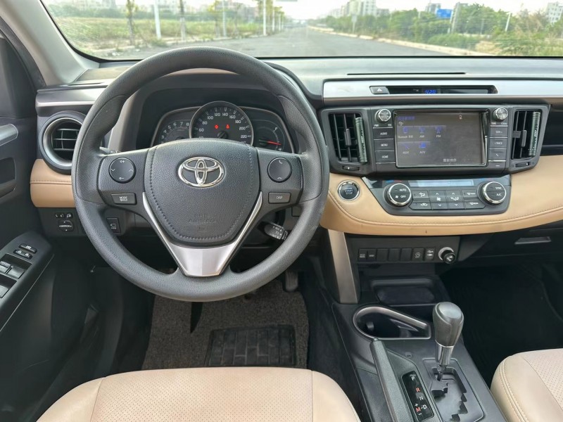 汕頭17年豐田RAV4榮放4