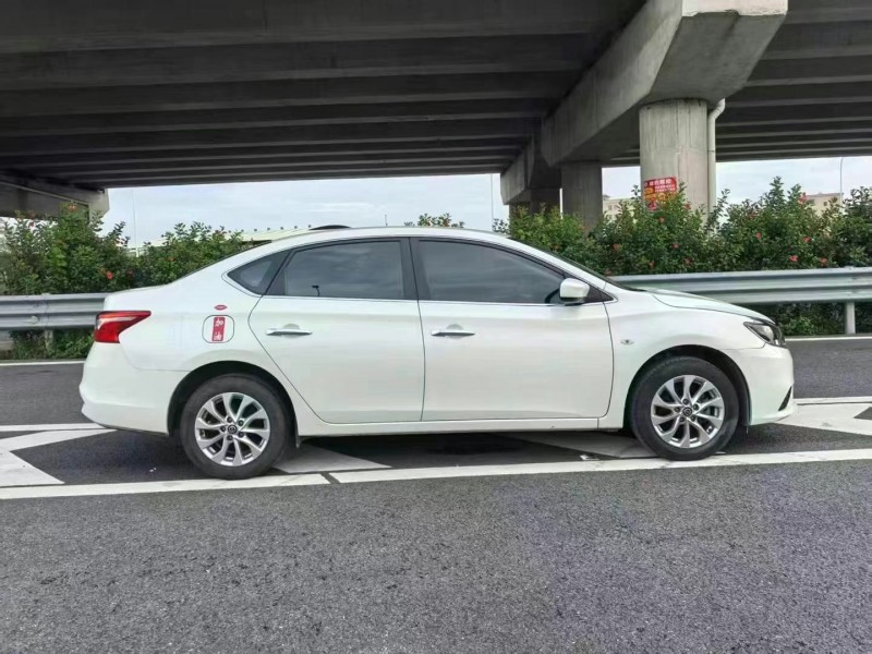 廣州22年日產軒逸4
