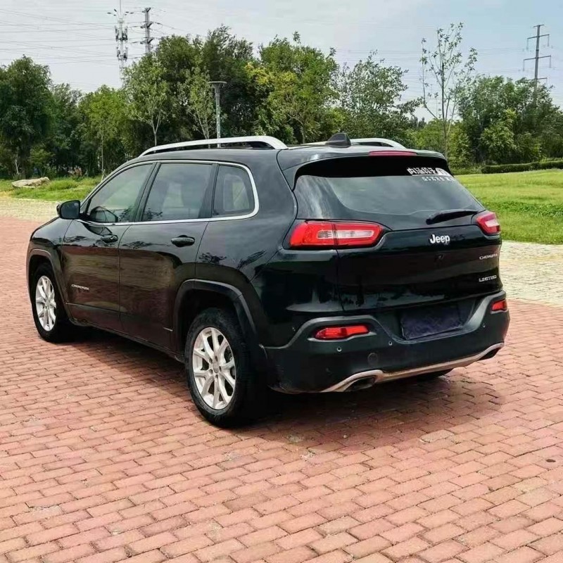 臨沂17年Jeep自由光9