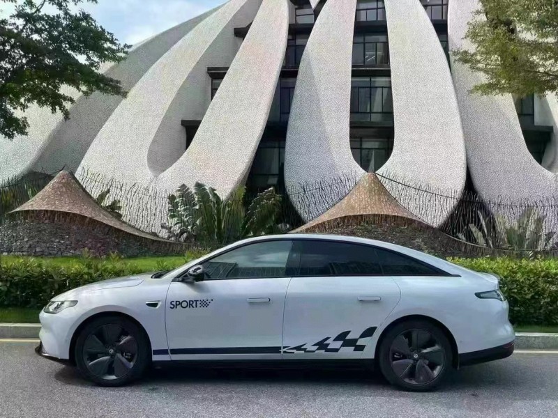 深圳23年零跑汽車C017