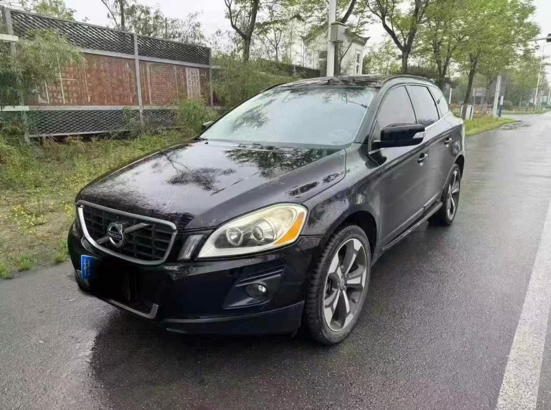 苏州10年沃尔沃XC602
