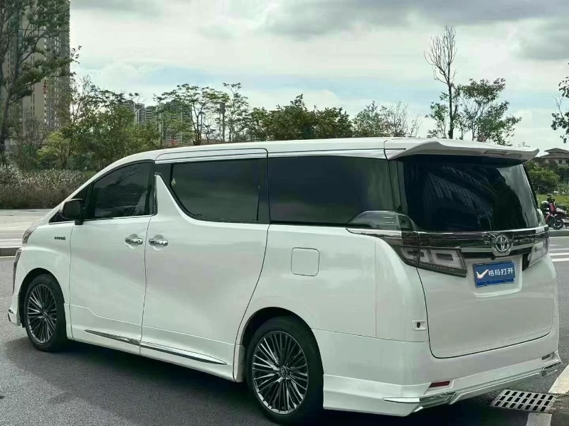 東莞19年豐田埃爾法7