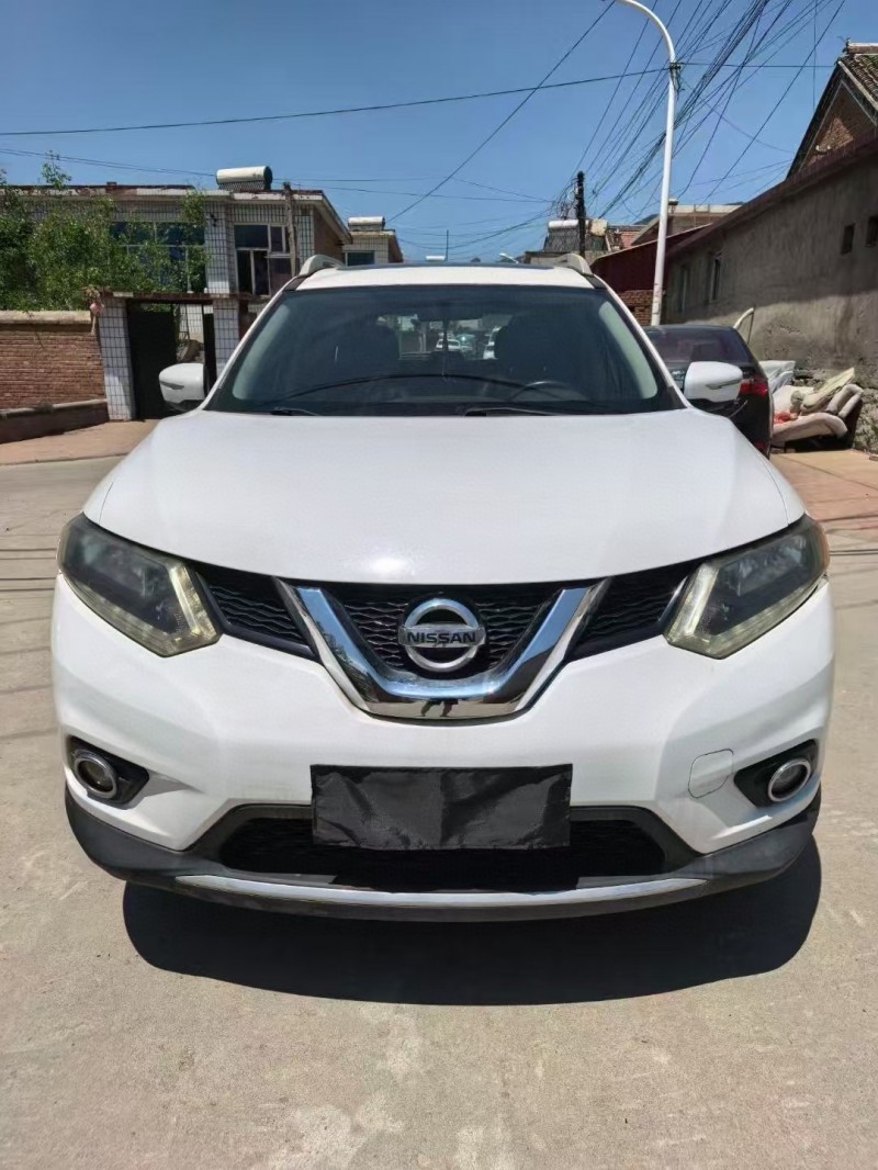 廣州15年日產奇駿1