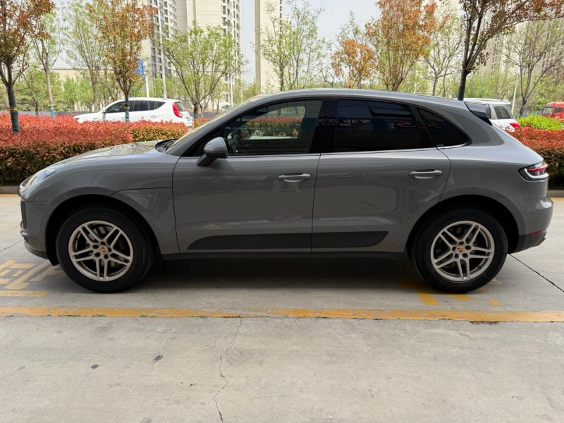 濟寧20年保時捷Macan8